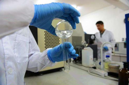 云南首期工程室內甲醛檢測百余家企業(yè)住宅合格率不足30％！